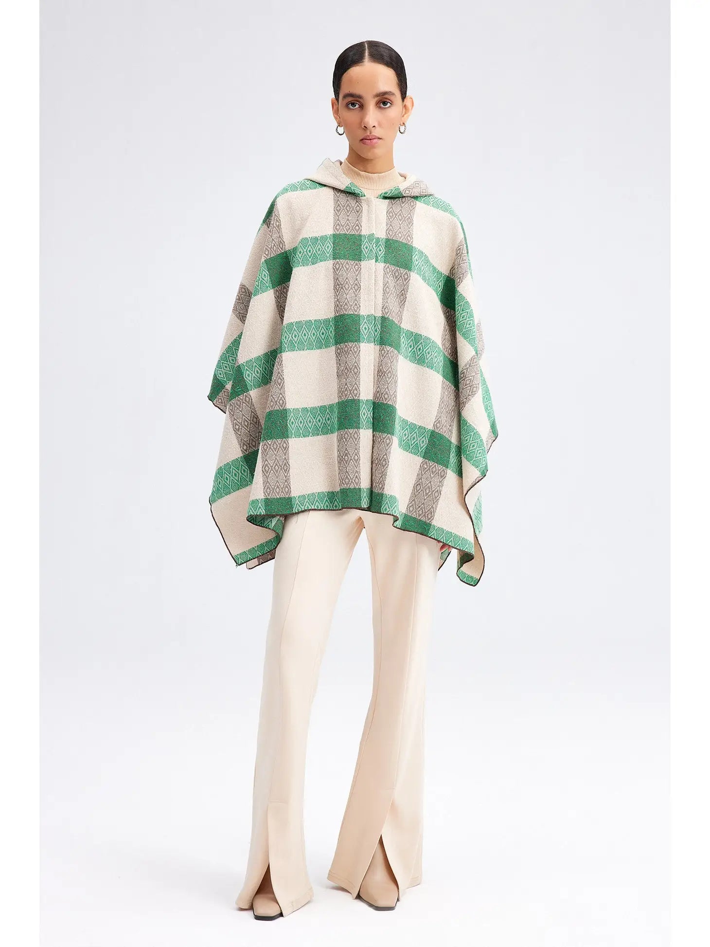 PLAID PONCHO - Next Pick Collection