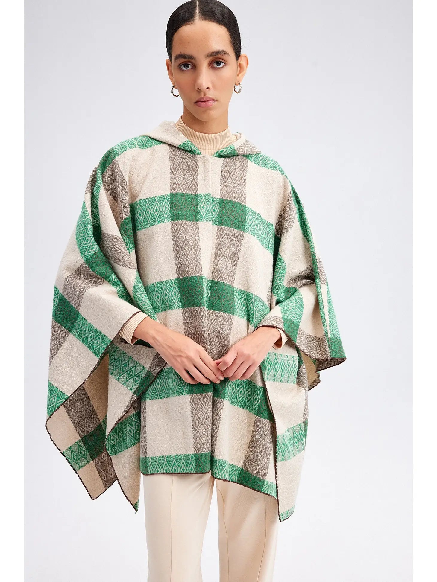 PLAID PONCHO - Next Pick Collection