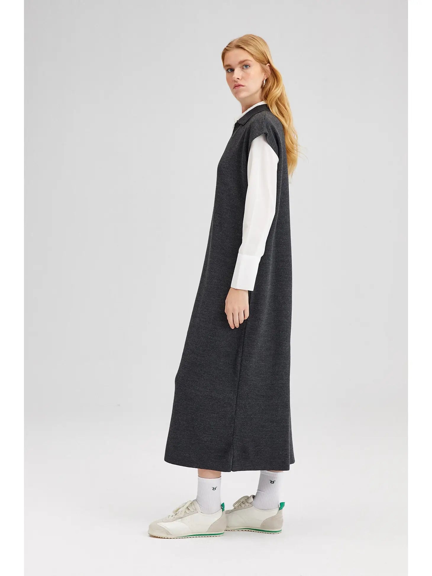 POLO NECK SLEEVELESS KNIT DRESS - Next Pick Collection