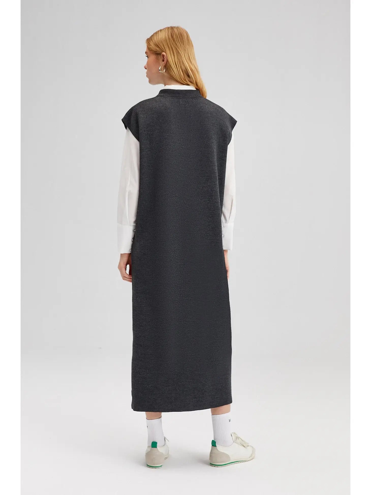 POLO NECK SLEEVELESS KNIT DRESS - Next Pick Collection